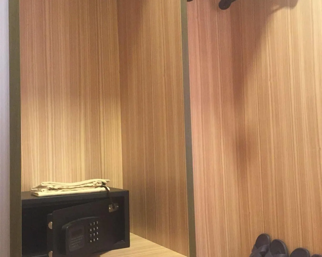 Uptown Hotel Yangon