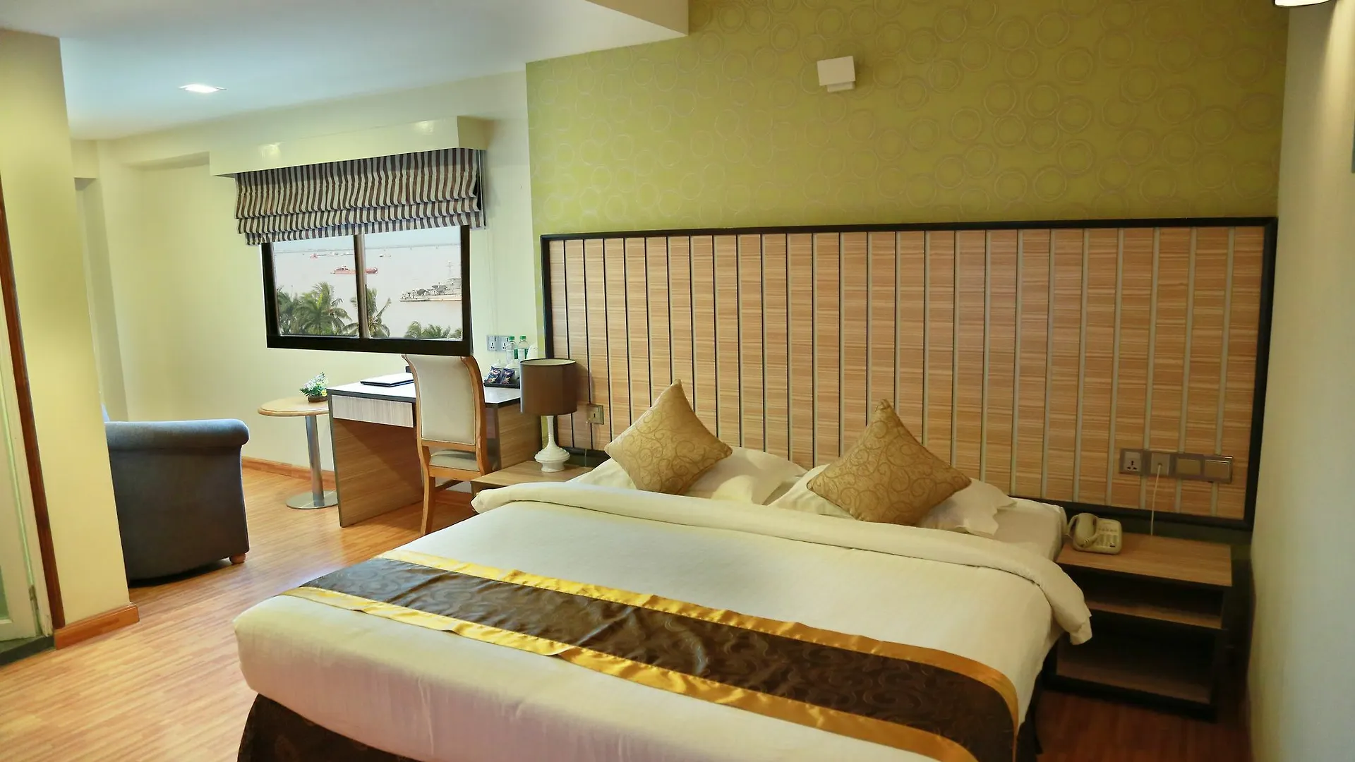 Uptown Hotel Yangon 3*,  Myanmar