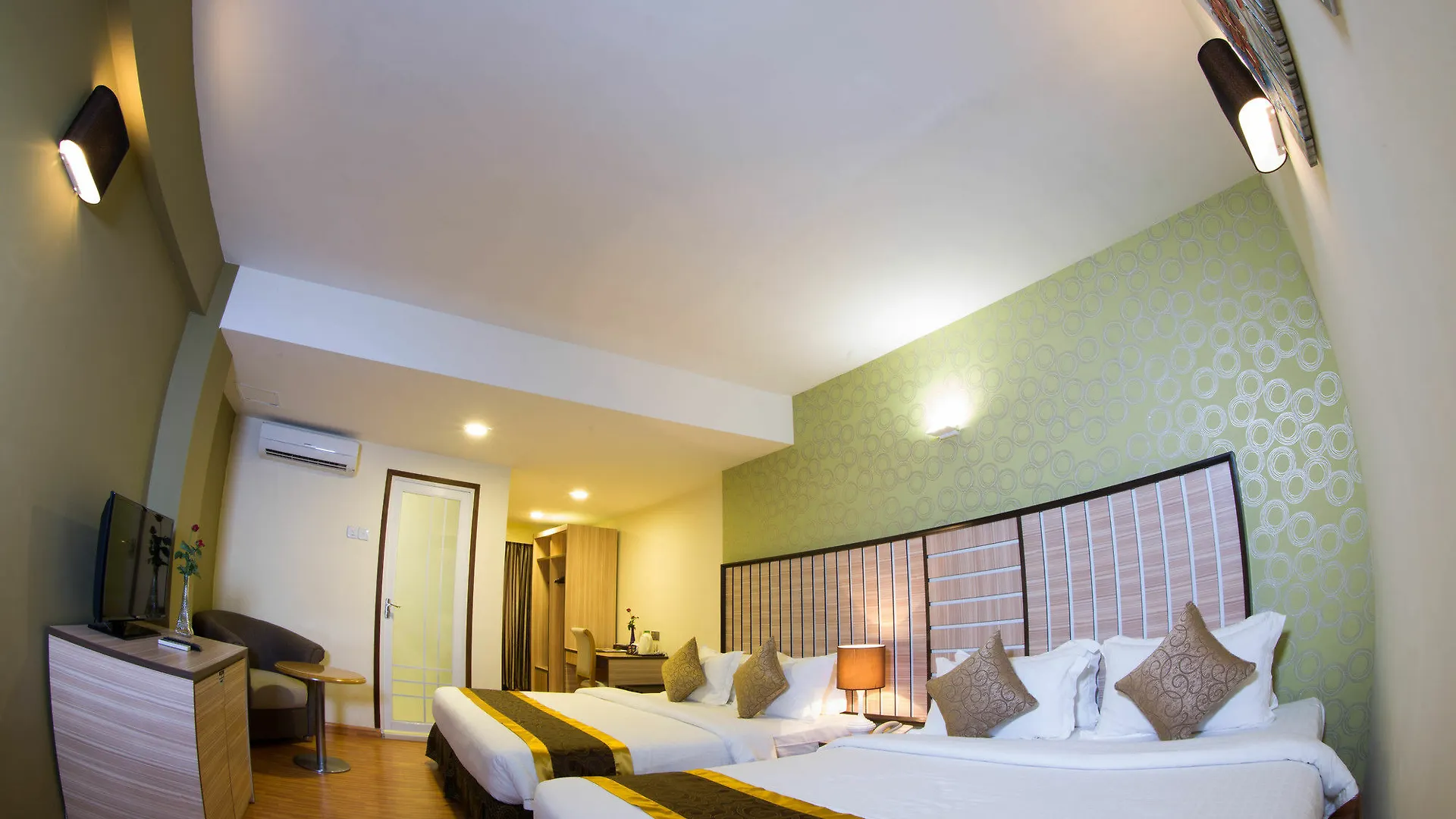 Uptown Hotel Yangon