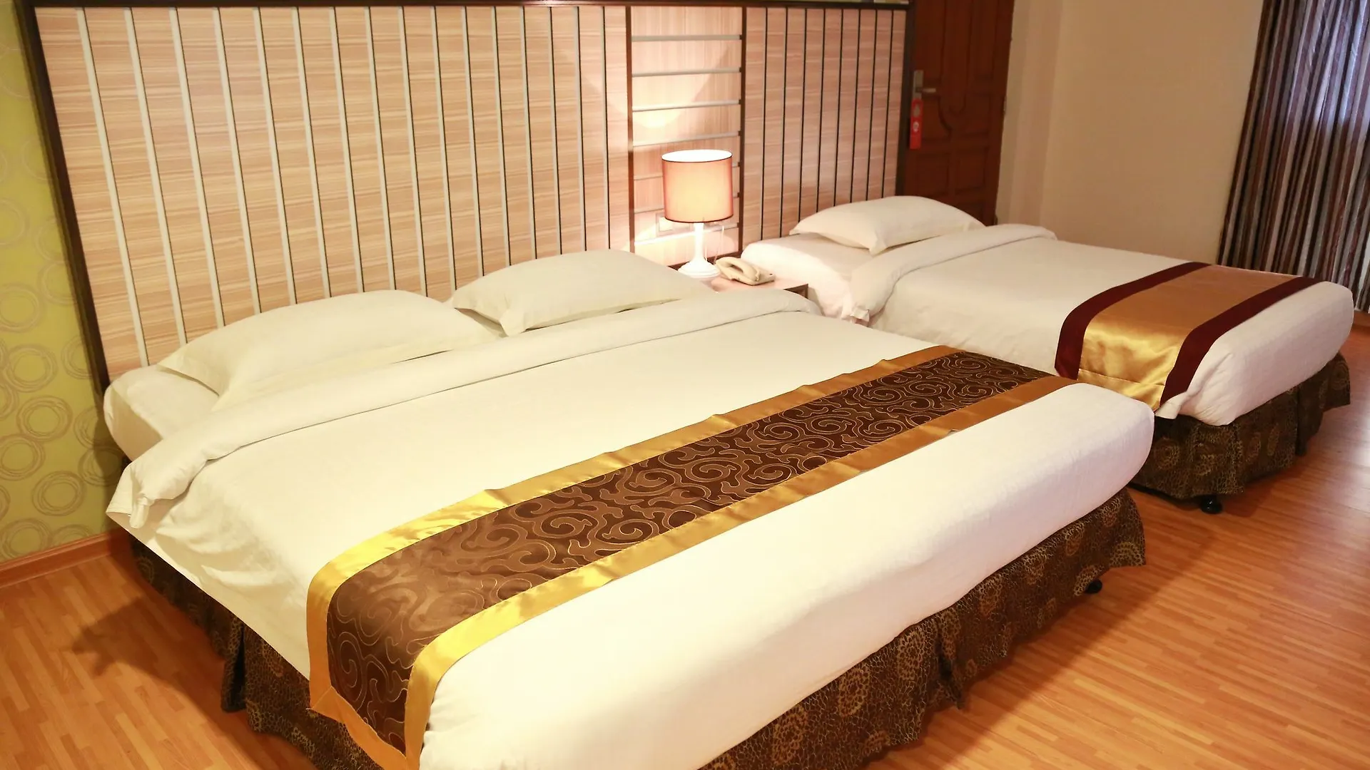 Uptown Hotel Yangon