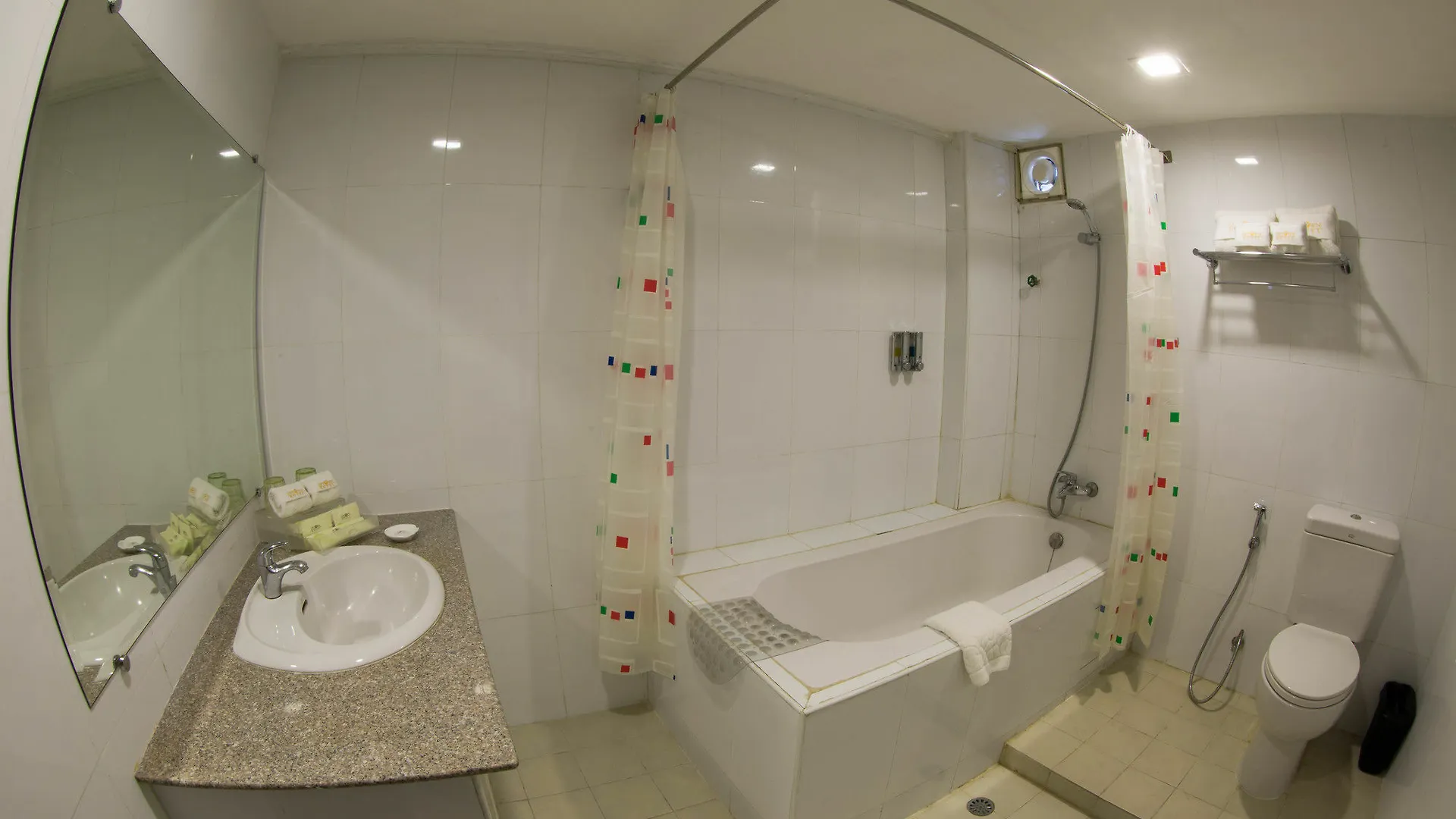 Uptown Hotel Yangon