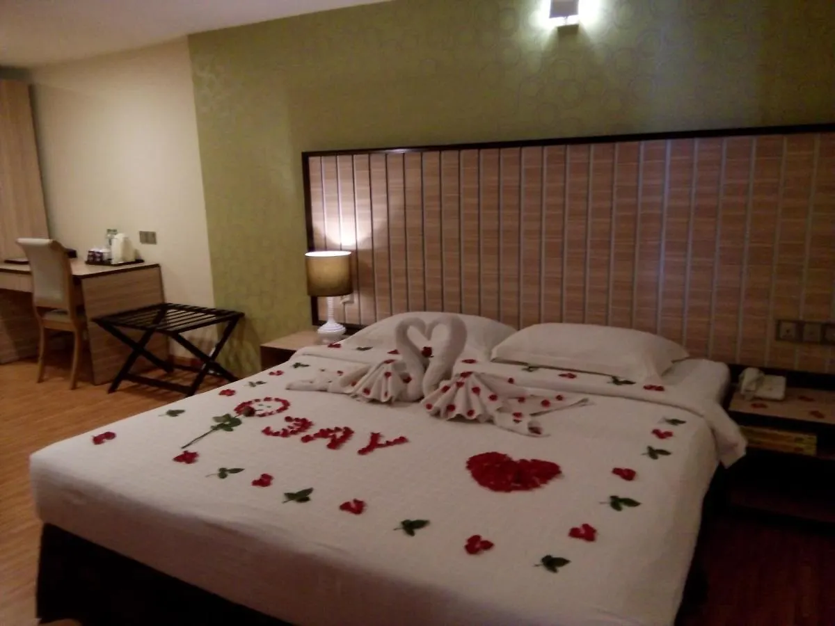 Uptown Hotel Yangon